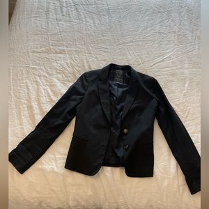 Aritzia Talula fitted black blazer